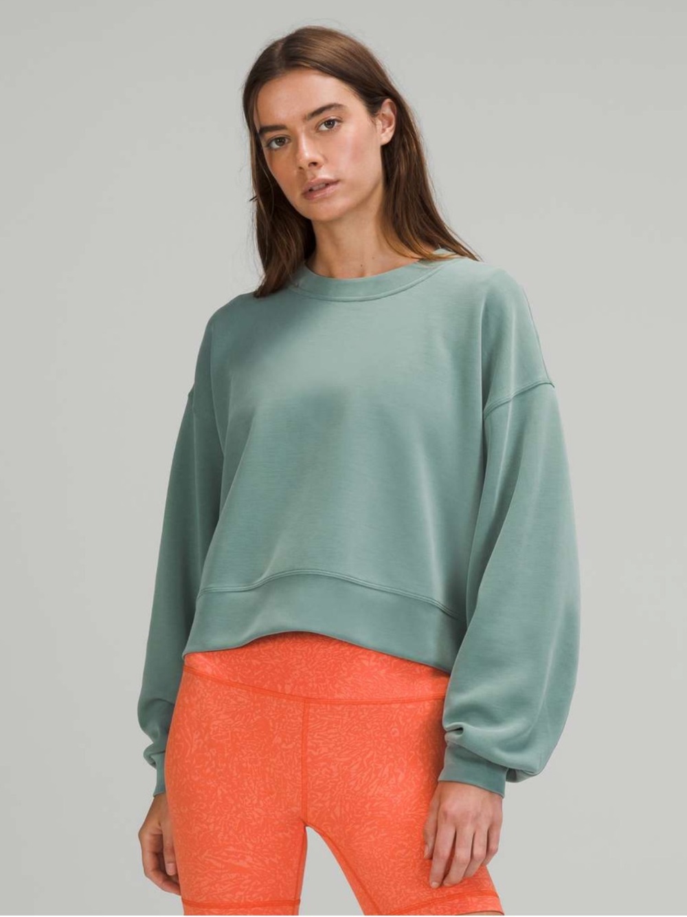 NWOT Lululemon Perfectly Oversized Cropped Crew *Softstreme